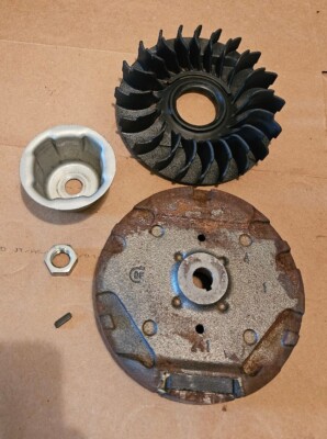 Briggs & Stratton OEM Flywheel 798537 & Fan 794273 & Cup 591302 Great ...