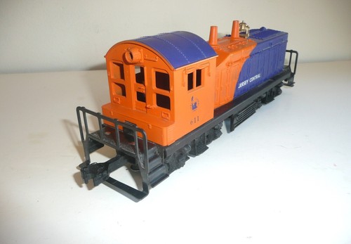 Postwar Lionel 611 Jersey Central NW2 Switcher 1957-58 - Picture 6 of 10