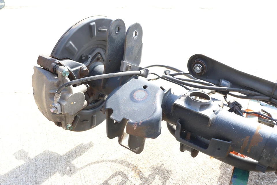 2015 - 2020 CHEVROLET SUBURBAN 5.3L RWD REAR AXLE DIFFERENTIAL 3.08 RATIO OEM - Image 4 of 4