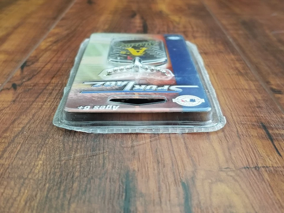 Cadena de collar de etiqueta de perro de metal Oakland Athletics MLB - NUEVO Foto 4 de 4