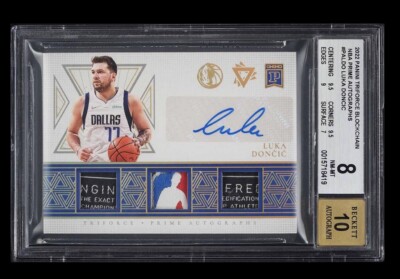 2022 Panini Triforce Luka Doncic Masterpiece 3 PATCH AUTO True 1/1