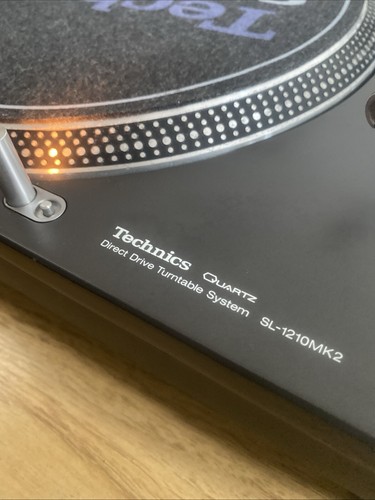 Tocadiscos Technics SL-1210 MK2 Pro Dj X 1 con tapa de plexiglás EXCELENTE ESTADO - Imagen 3 de 24