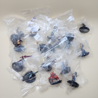 World of Warcraft WOW (Blizzard) LOT OF 16 NEW SEALED Miniatures 