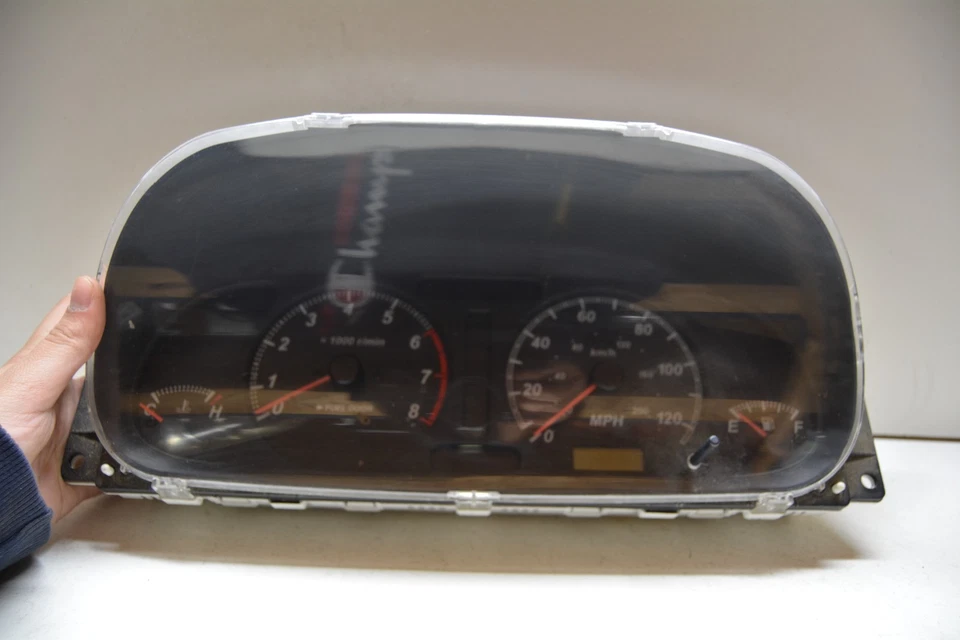 01-02 ISUZU RODEIO INSTRUMENTO VELOCÍMETRO PAINEL MILHAS 72699 FABRICANTE DE EQUIPAMENTO ORIGINAL, 257-61762 - Imagem 2 de 4