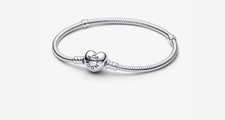 Pandora 590719-19 Bracciale Moments con Chiusura a Cuore Argento TG 19