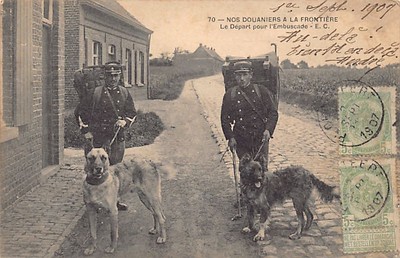 France - Our Customs at the Frontier - The departure for the ambush - Dogs - Ed