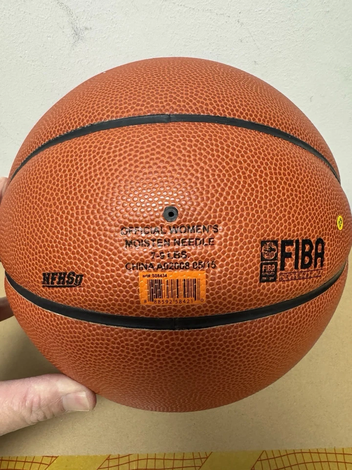 One Adidas Pro Mujer’s Talla 6 Balones de Baloncesto INTERIOR Nuevas en Bolsas  Foto 3 de 4