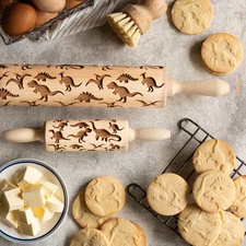 STODOLA Embossed Rolling Pin with Dinosaurs Pattern For Engraved Cookie Design
