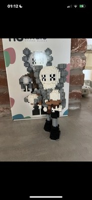 Kaws Style Lego Block Figur