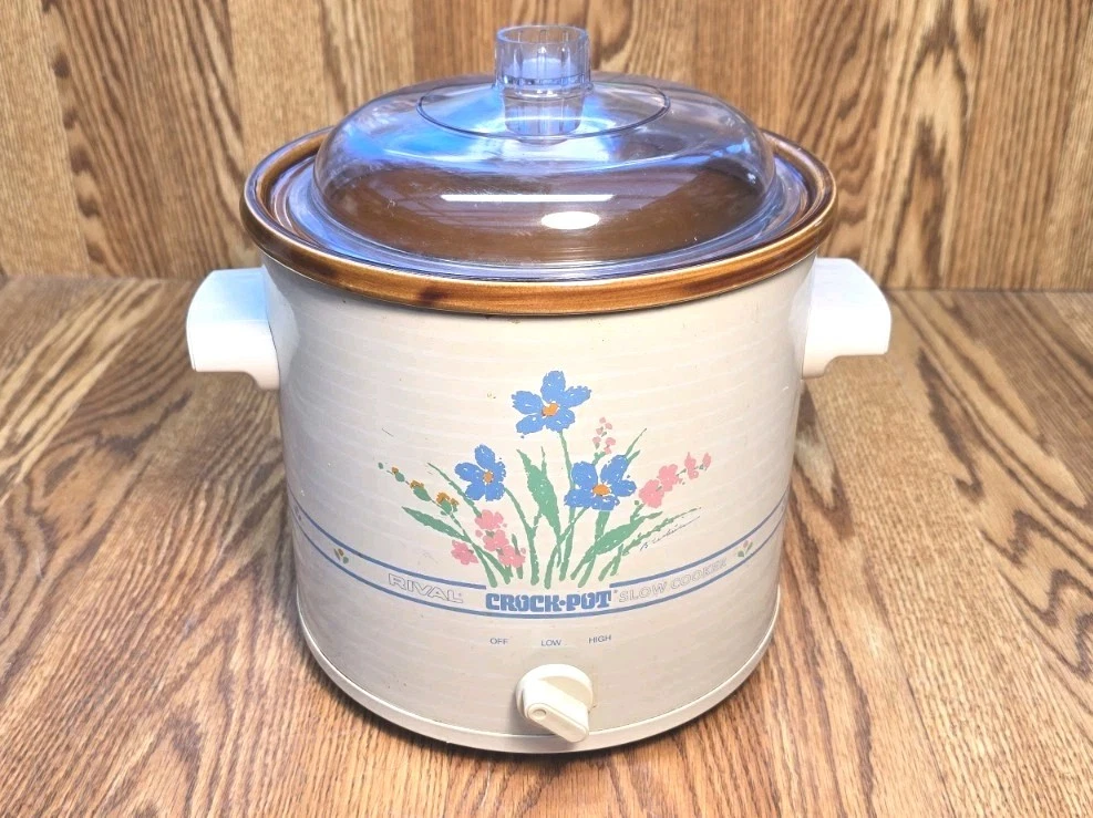 Vintage RIVAL Slow Cooker CROCK POT 3.5 Qt MODEL 3100P FLORAL Design VGC