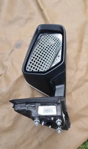 2014-2020 Chevrolet Impala Side Mirror Right Passenger Side W/ Blind Spot 