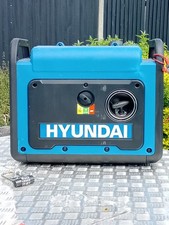 3.2kw Hyundai HY3250SEi Electric Start Inverter GENERATOR. 50 hours use from NEW