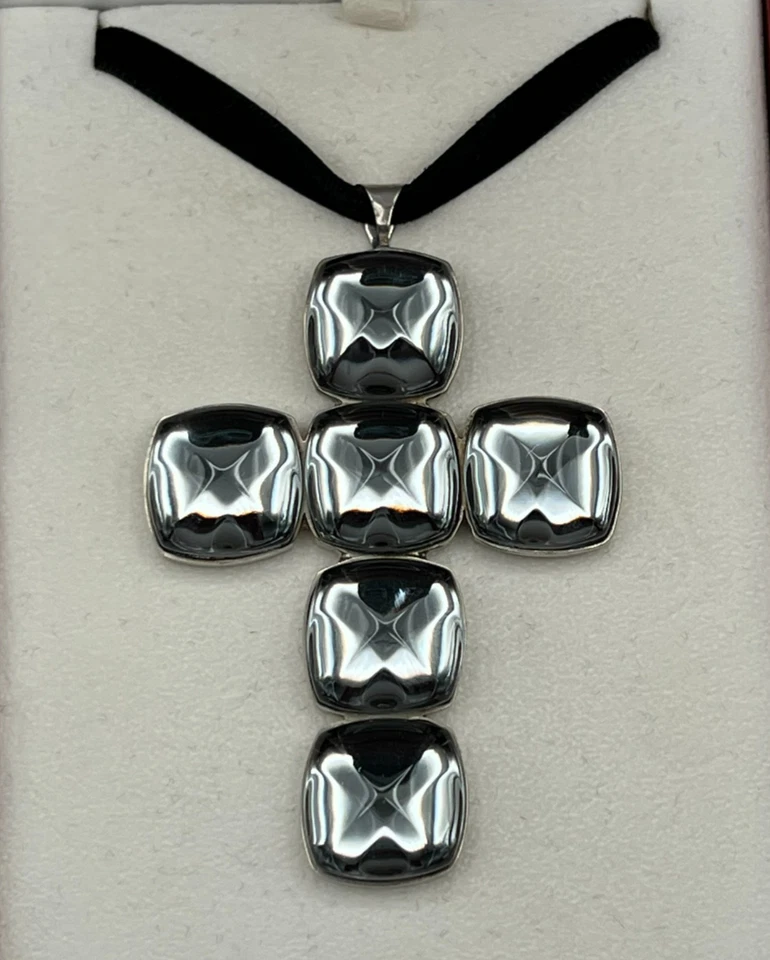 Baccarat (Francia) Cristal "COLGANTE CRUZ MEDICIS" (Bronce/Plata) LE #51/250 Foto 4 de 4