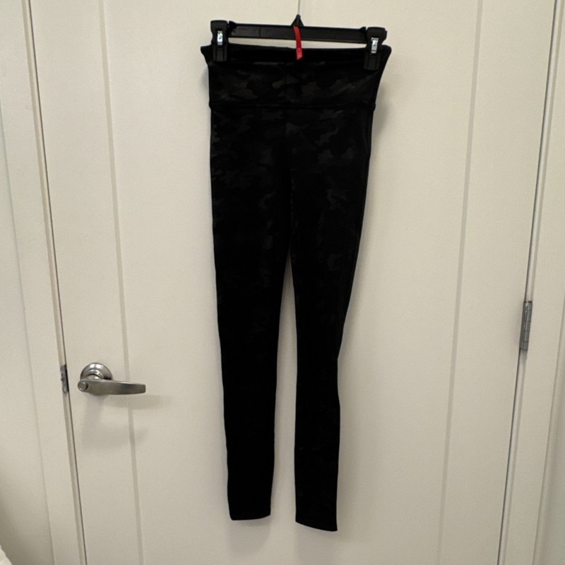Spanx Black Camouflage Ankle Leggings Women’s Regular Size S/P Stylish Pattern