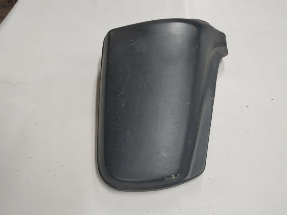 Capa lateral esquerda 1980 Honda CM400C 83700-448-770 - Imagem 4 de 4