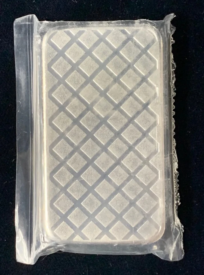 Highland Mint Morgan Dollar Style 5 troy oz .999 Fine Silver Bar (FIRE TONER) - Image 2 of 2