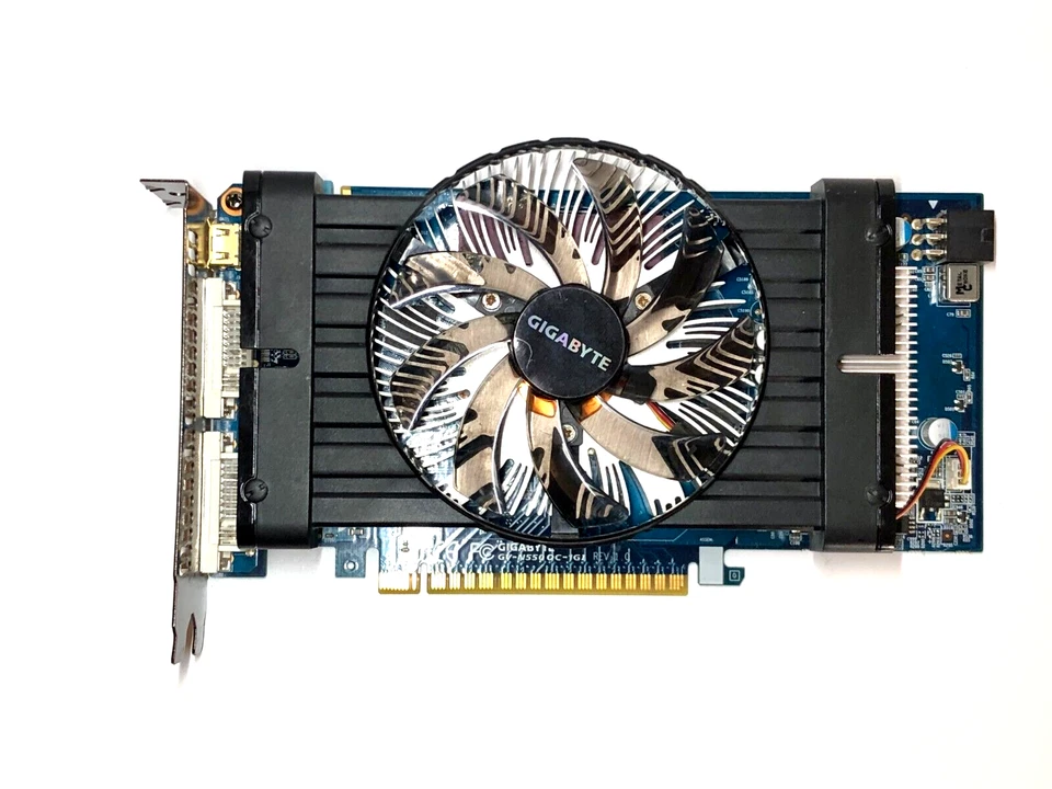 Gigabyte NVIDIA GeForce GTX 550 Ti GV-N550OC-1GI 1GB GDDR5 PCIE Graphics Card - Image 2 of 4