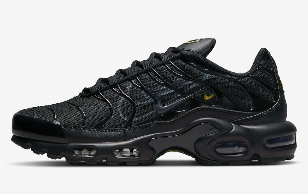 Nike Air Max Plus Multi-Swoosh-Black Sneakers Size 6 DX2652-001 | eBay