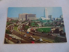 B1670 Postcard Hollywood Freeway Looking towards Civic Center Los Angeles CA