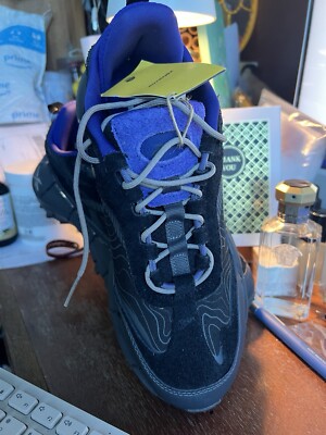 Size 8 - Reebok Zig Kinetica 2.5 Edge Black Bold Purple