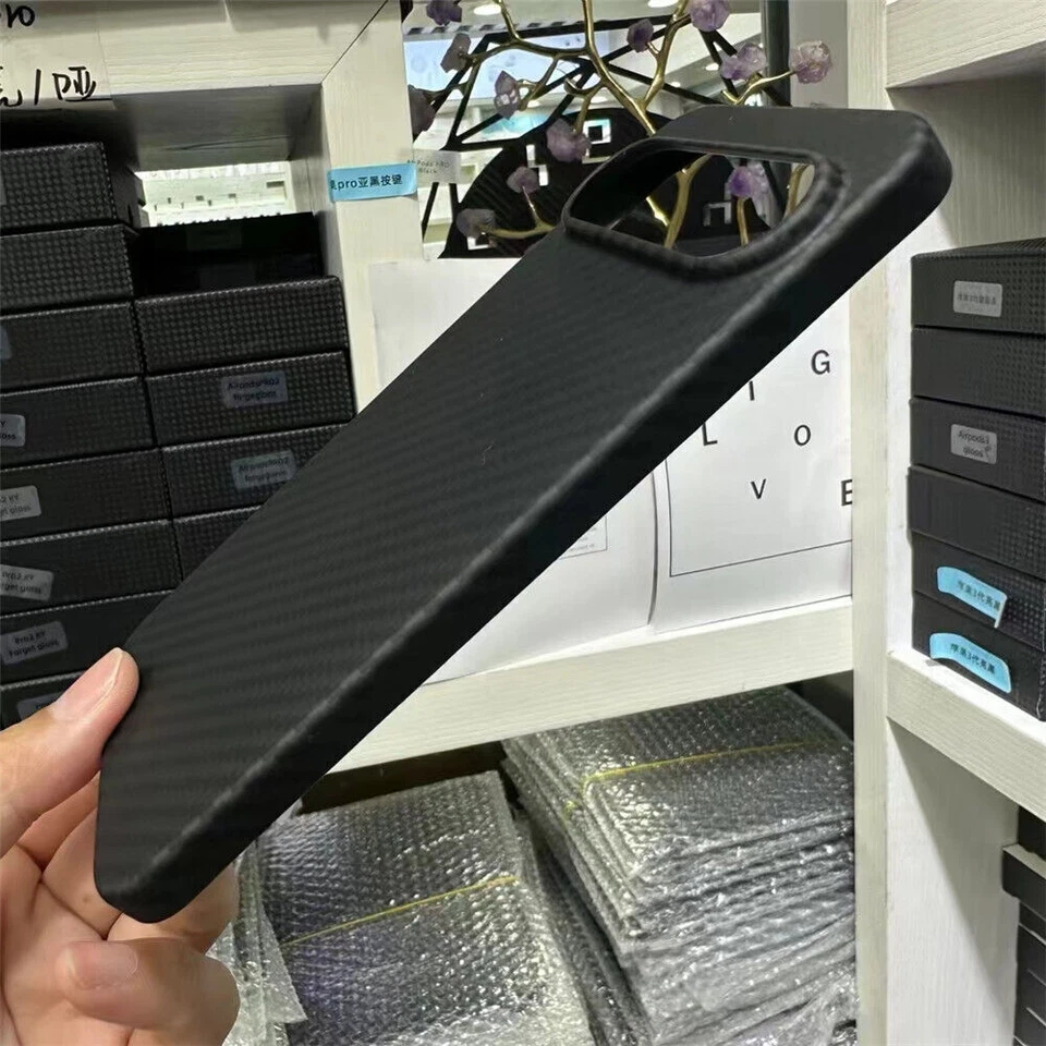 Black Carbon Fiber Case For Google Pixel 9 pro XL/9 pro Aramid Anti-fall Case - Image 4 of 4