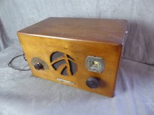 PETIT POSTE RADIO TSF, Art Déco. 110 volts.