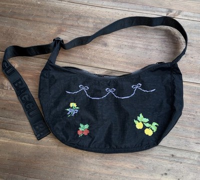 BAGGU Medium Nylon Crescent Bag in Cross Stitch