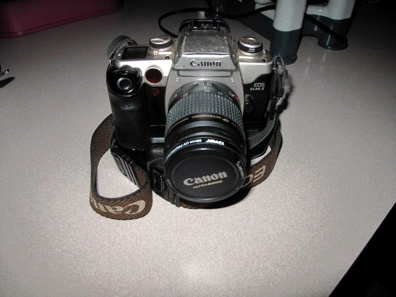 Auto Focus SLR Film Cameras with Built - in Flash for sale | eBay