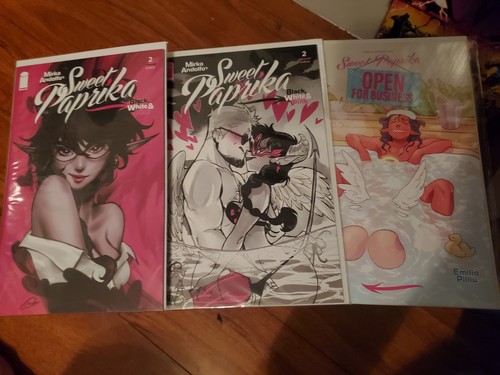 Süße Paprika schwarz weiß pink 2 & 2 Varianten Blus Bonus Paprika Comic Buch