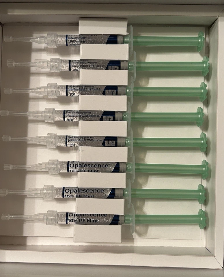 Kit de paciente sistema de ensanchamiento dental Opalescence 10 PF como nuevo Foto 3 de 4