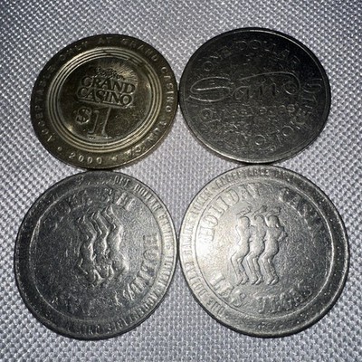 Lot Of  4 Vintage Casino Tokens / Coins Gaming Tokens As Pictures      $ J