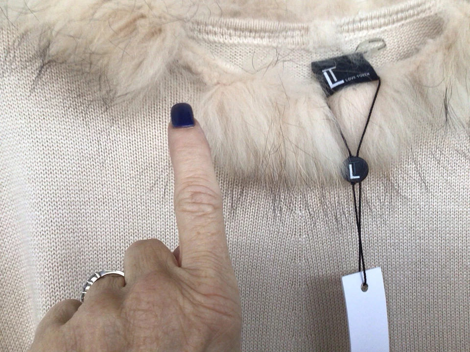 LT LOVE TOKEN BRONZEADO GENUÍNO PELE DE GUAXINIM APARADO CAPA PONCHO Tamanho XS/S NOVO COM ETIQUETAS - Imagem 3 de 4