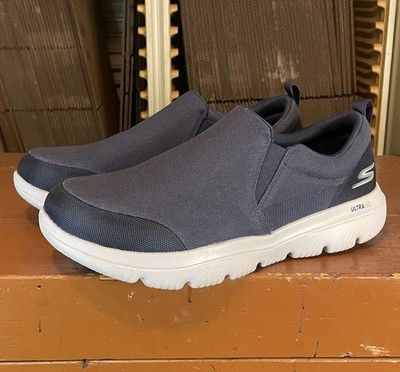 SKECHERS Men's Size 12.5 EE Extra Wide Go Walk Evolution Ultra Slip On Shoes