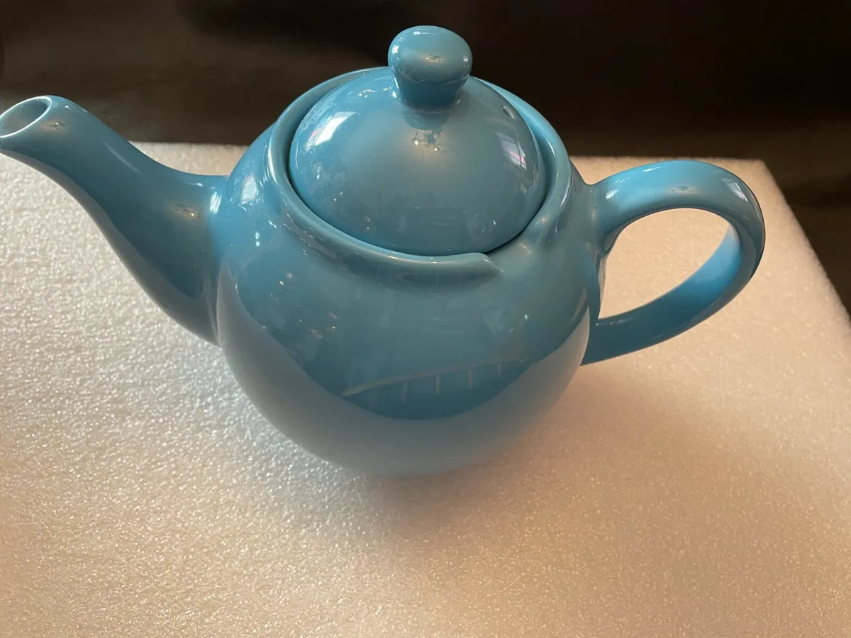 Price & Kensington Matt Black 6 Cup Teapot