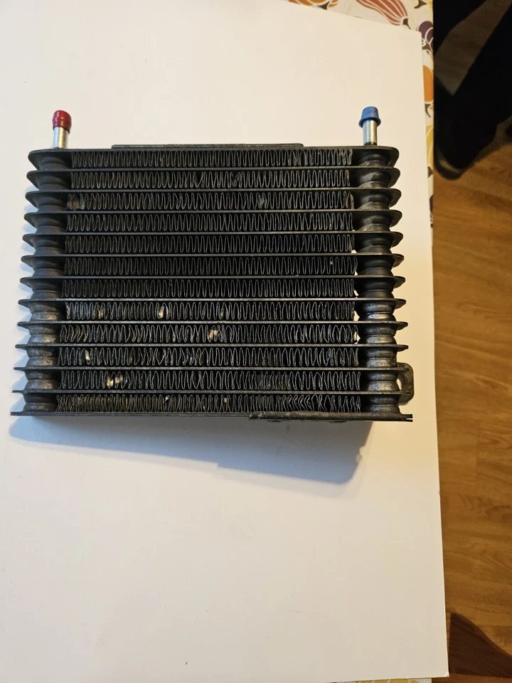 Enfriador de transmisión Ford Explorer 1996-2001 Foto 2 de 4