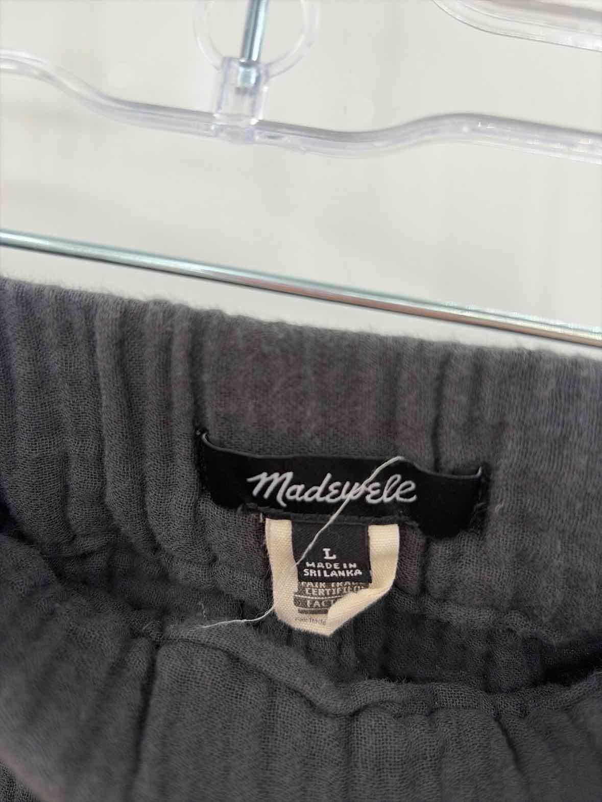 Pre-Owned Madewell Grey Size Large Basic Shorts - image 2