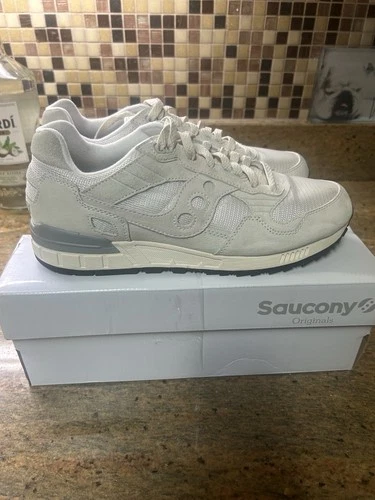 Saucony Men’s Size 9.5 Shadow 5000