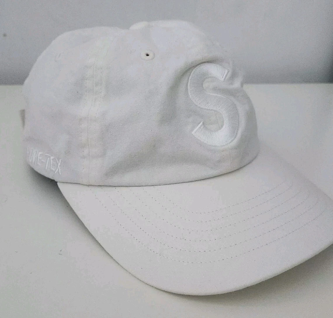 FW20 Supreme Gore Tex S Logo 6 panel Impermeable Transpirable Natural Blanco Cap