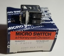 Honeywell Micro Switch Contact Block Tab 2PDT PMCCC - NEW