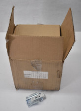 Lot of 100 Bypass Top Guides Plastic Box HW52...