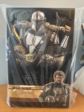 Hot Toys Star Wars The Mandalorian and Grogu Deluxe 12 in Action Figure - TMS015