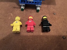 LEGO SPACE: Robot Command Center #6951 - 100% Complete w/Manual Nice!