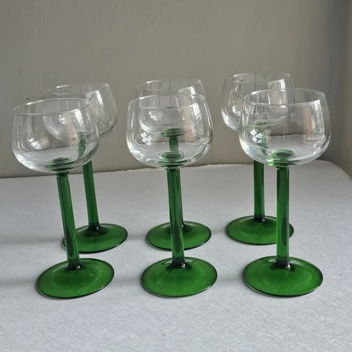 Vintage LUMINARC Emerald Green Stem Wine Glasses Set Of 5 – Made in France