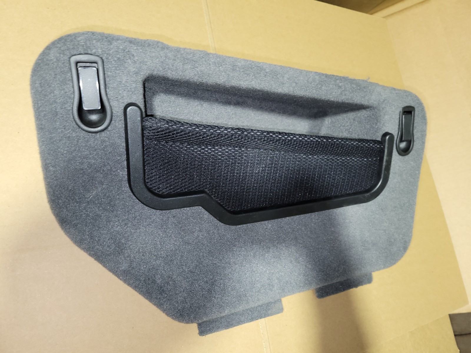 OEM 03-13 Maserati Quattroporte Trunk Storage Access Trim Panel Cover 80060906