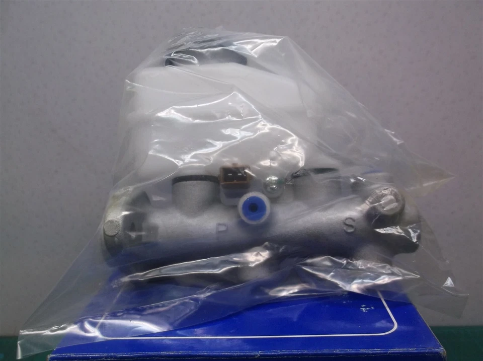 Cilindro maestro de frenos 58510-2f601 Ultra 8 nuevo se adapta a Kia Spectra Spectra 5 Foto 4 de 4