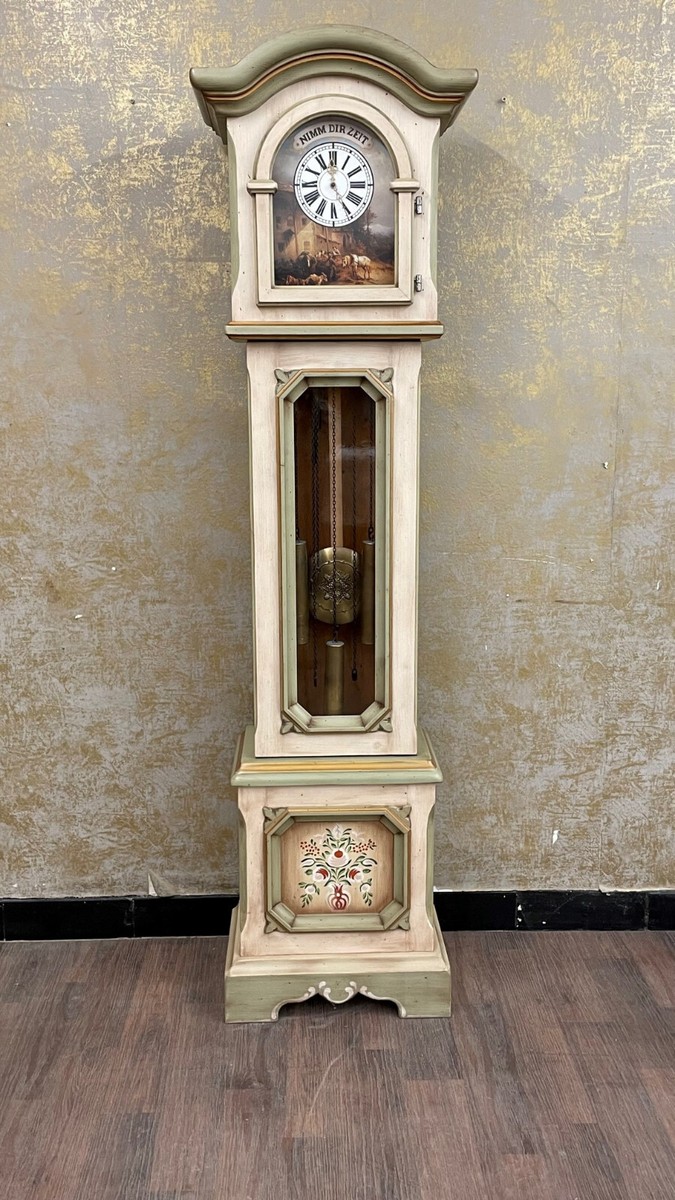 Hotel Kalinga Marca De Reloj Zeit Tempus Fugit Reloj Pendulo Pie