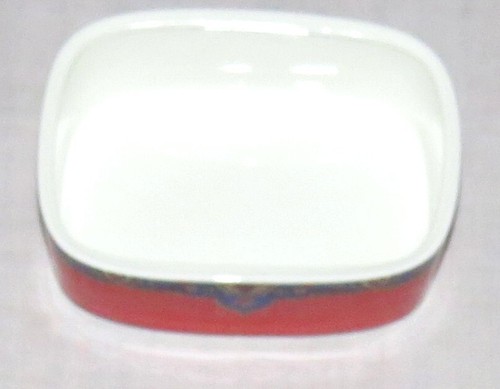 Caja tapada Mikasa Afgan A7725 4 x 3,1/2 x 2 pulgadas - Imagen 4 de 5