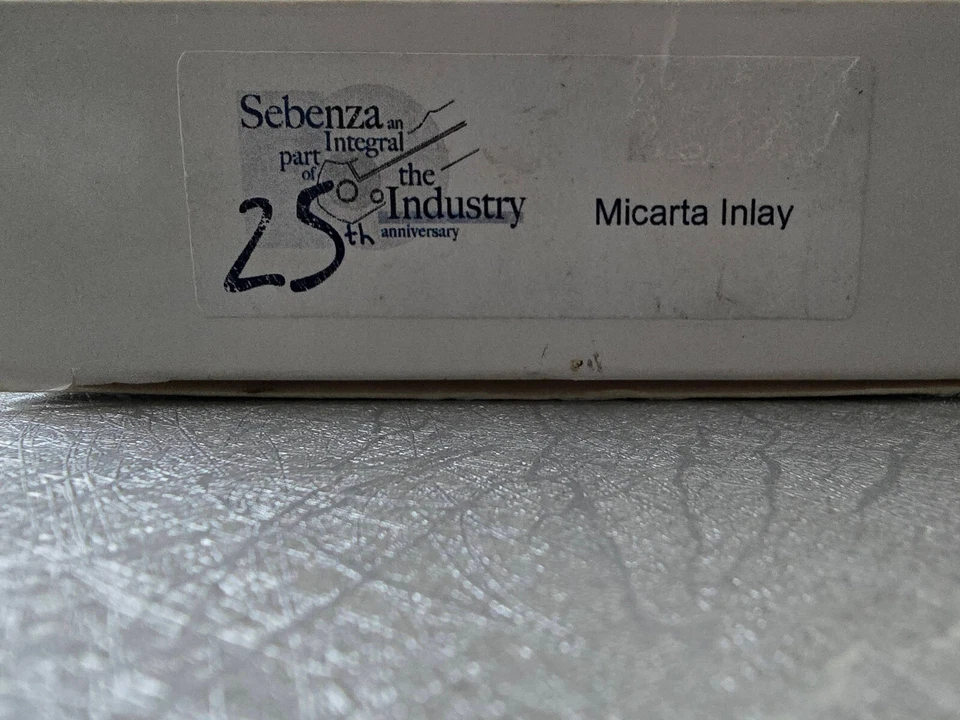 Incrustación de Micarta negra Chris Reeves Inkosi Foto 4 de 4