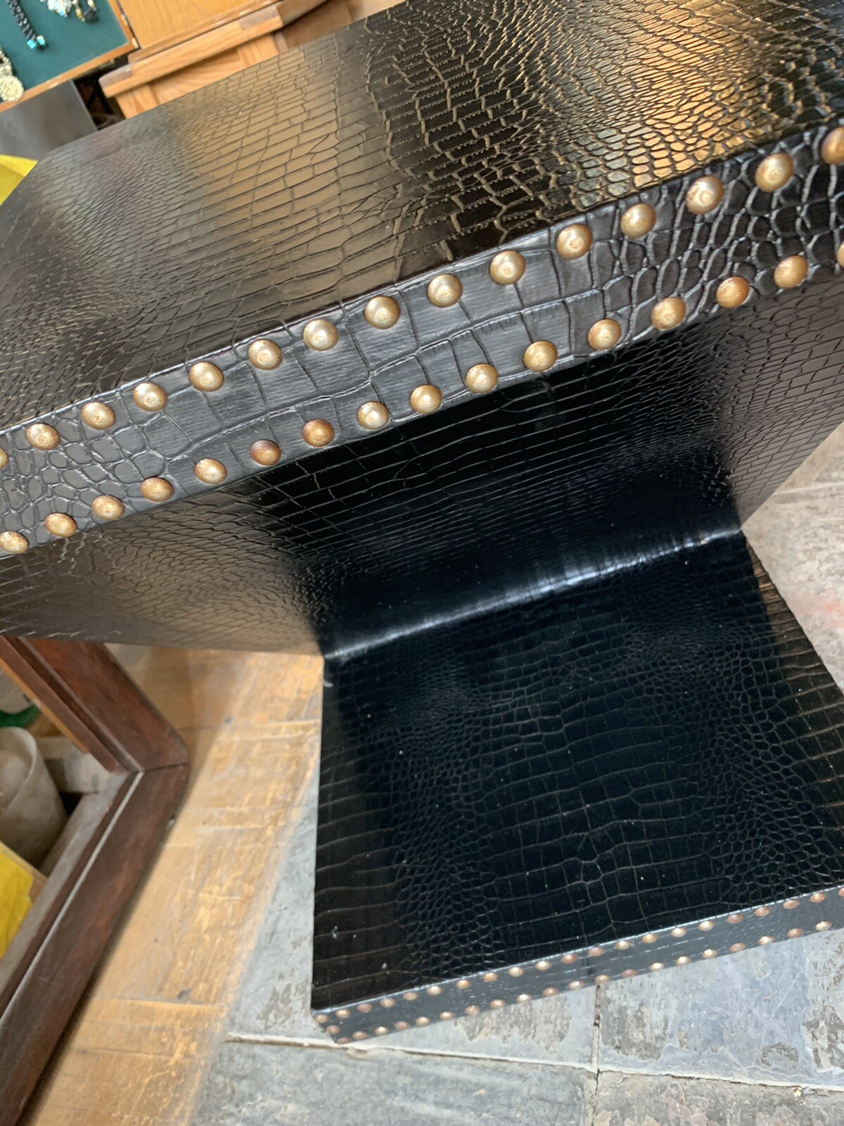 Alligator leather side table - image 4