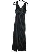 Doe & Rae women's striped v-neck sleeveless tie back maxi dress, M